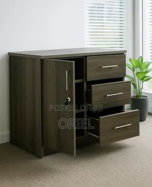 Modern Office Filing Credenza : 4-Drawer Office Storage Credenza