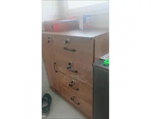 Modern Office Filing Credenza : 4-Drawer Office Storage Credenza