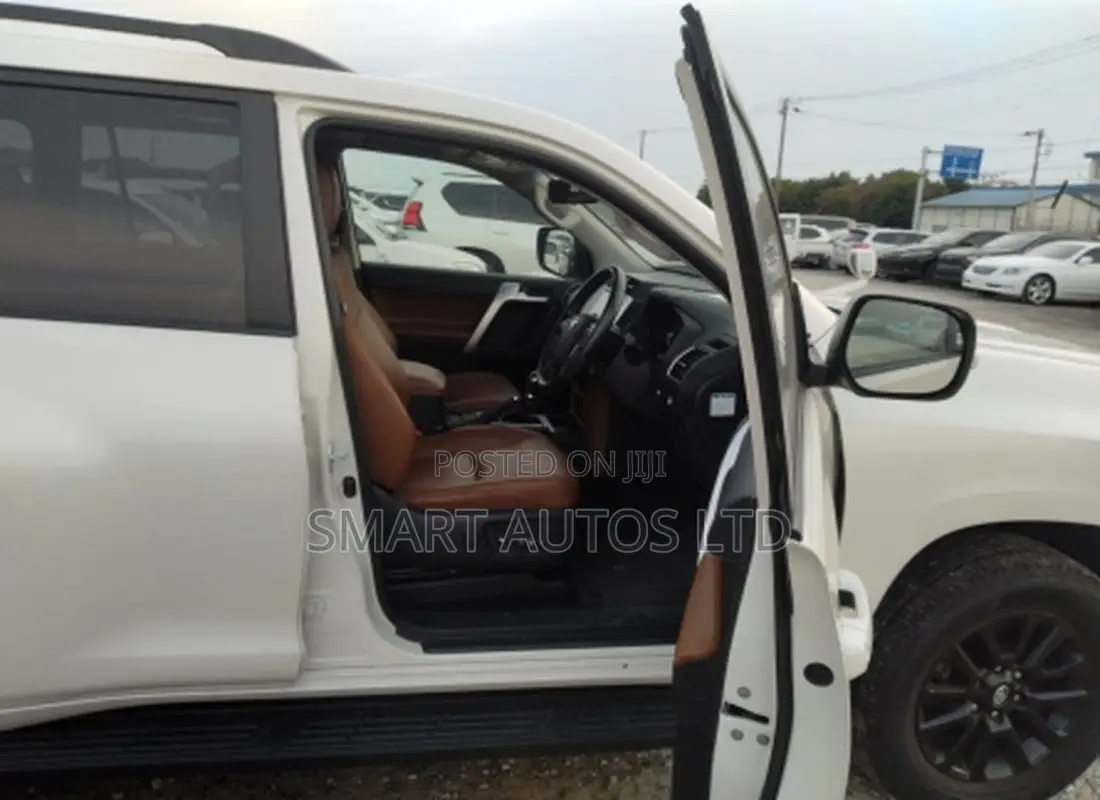 Toyota Land Cruiser Prado 2022