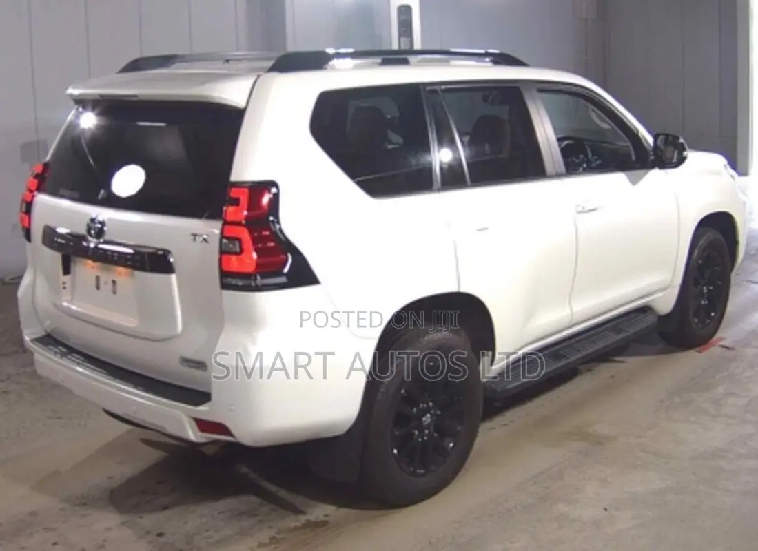 Toyota Land Cruiser Prado 2022
