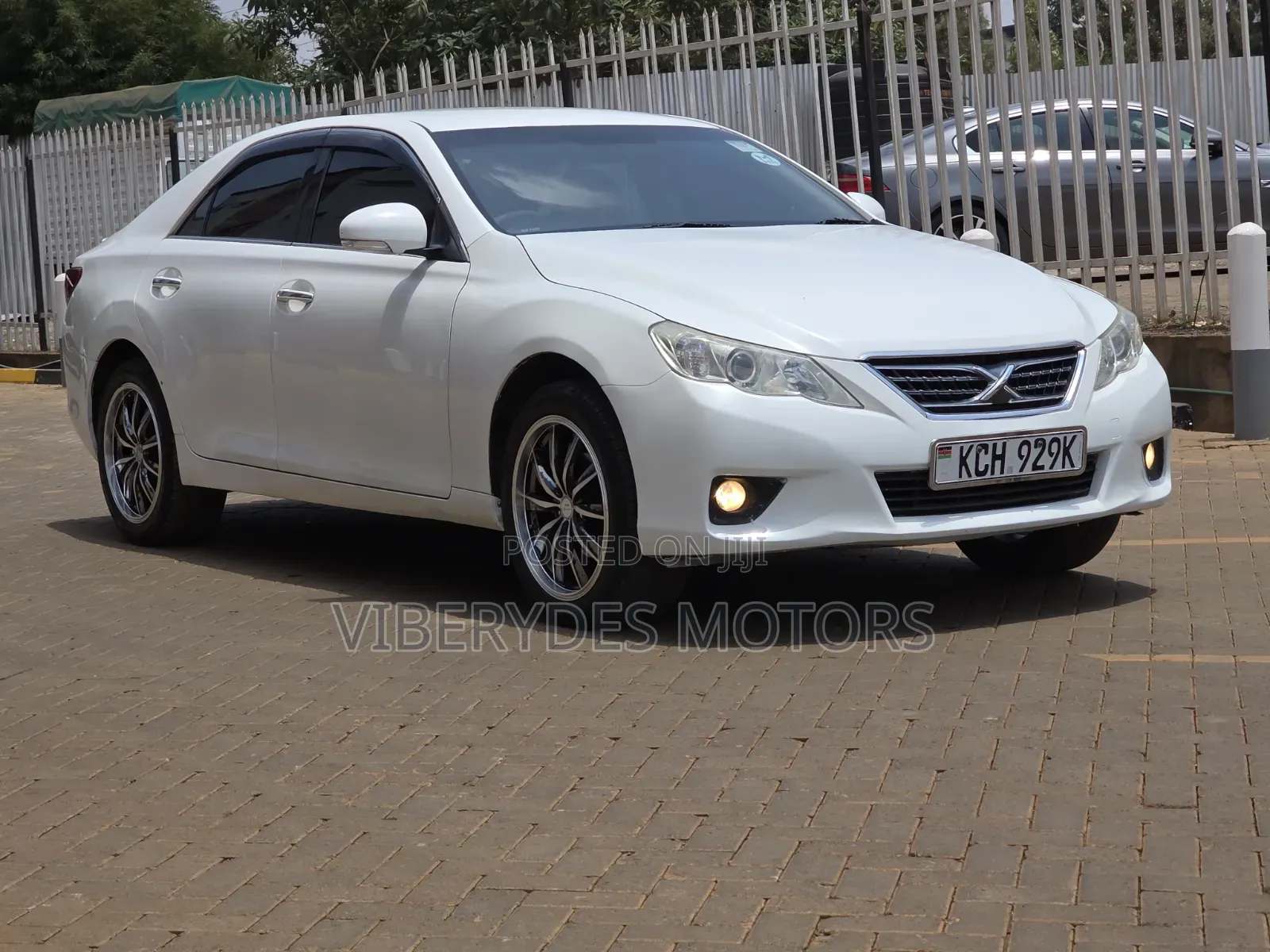 Toyota Mark X 2009 White