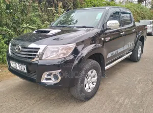 Toyota Hilux 2009 Black