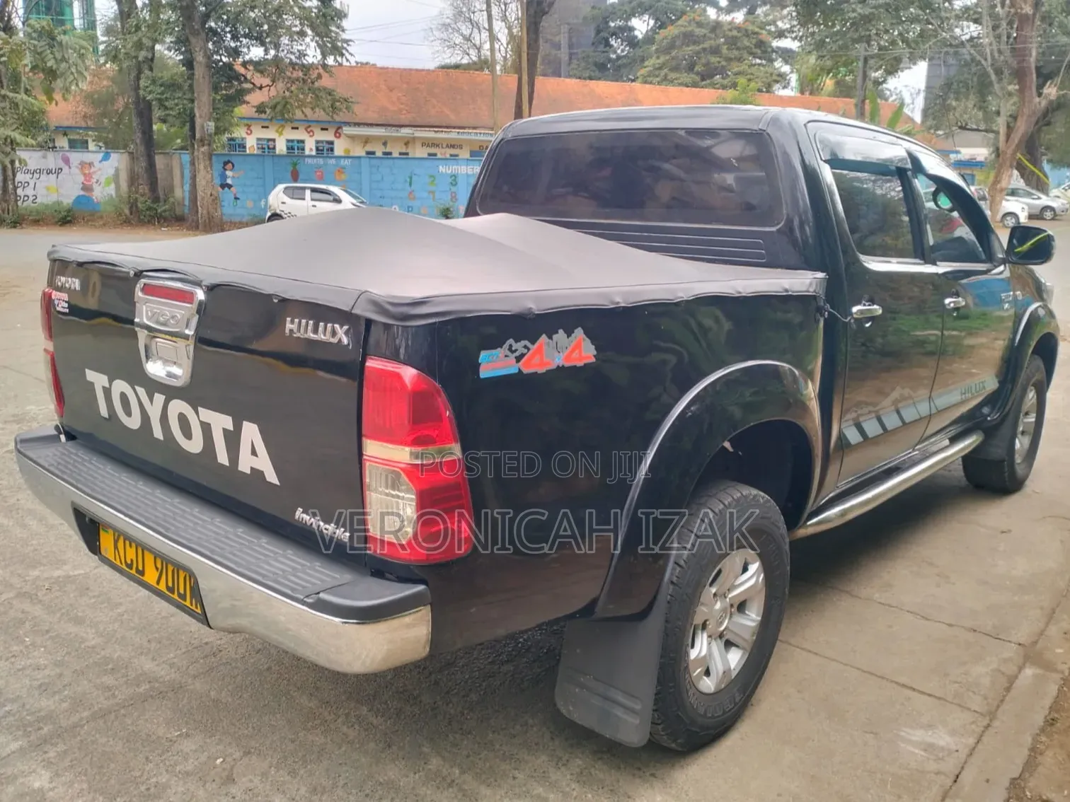 Toyota Hilux 2009 Black