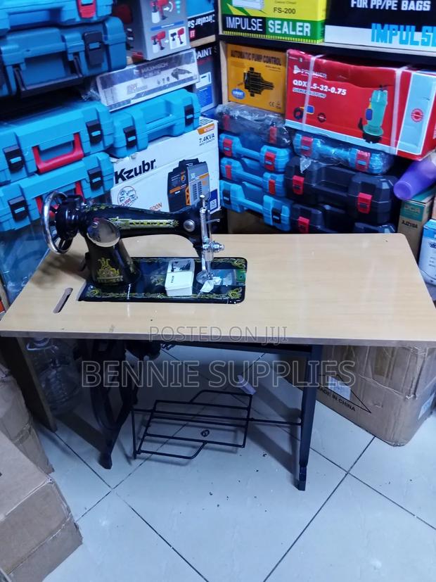 Complete Singer Sewing Machine