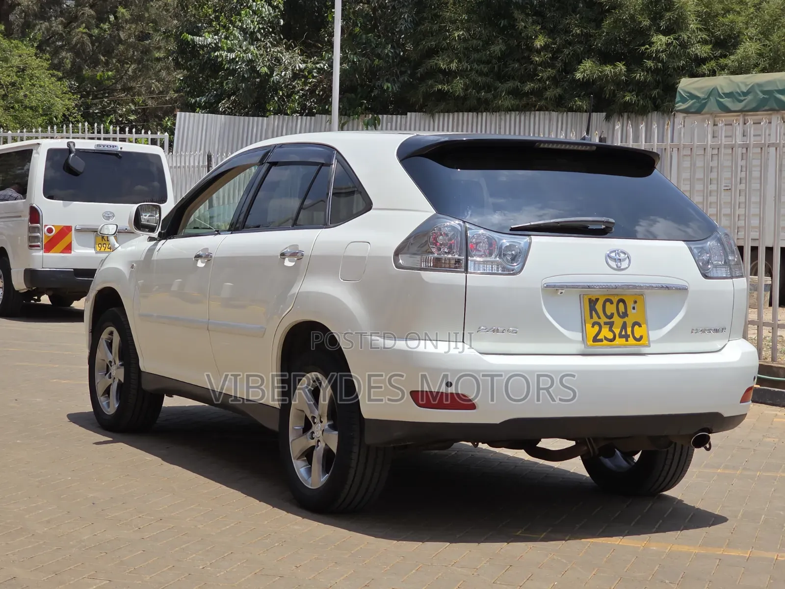 Toyota Harrier 2012 White