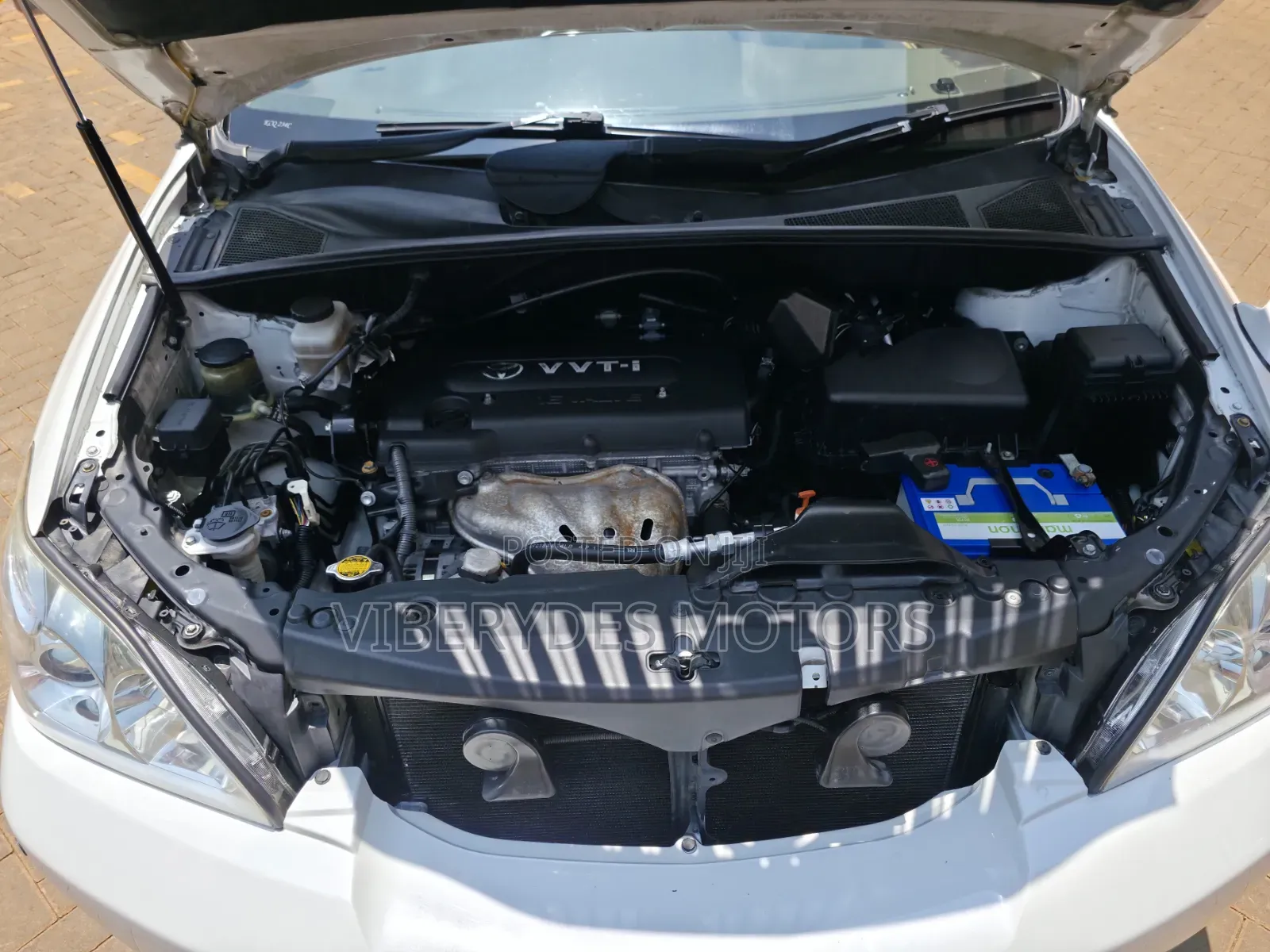 Toyota Harrier 2012 White
