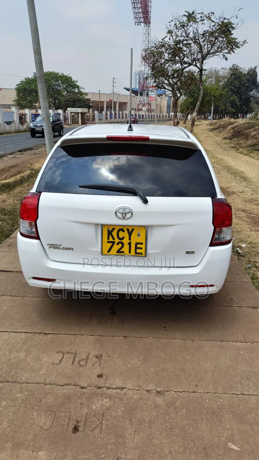 Toyota Corolla Fielder 2012 White