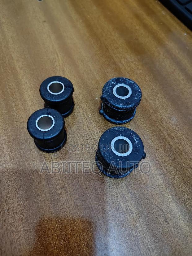 Landcriuser 79 Series Stabiliser Bar Bushes