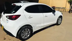 Mazda Demio 2016 White