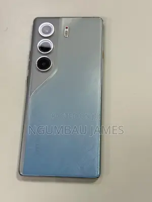 Tecno Camon 40 256 GB Blue