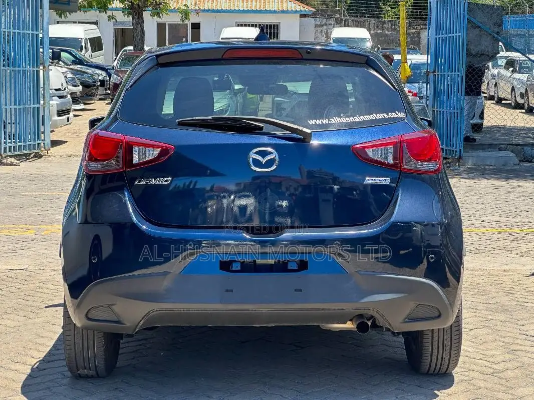 Mazda Demio 2019 Blue