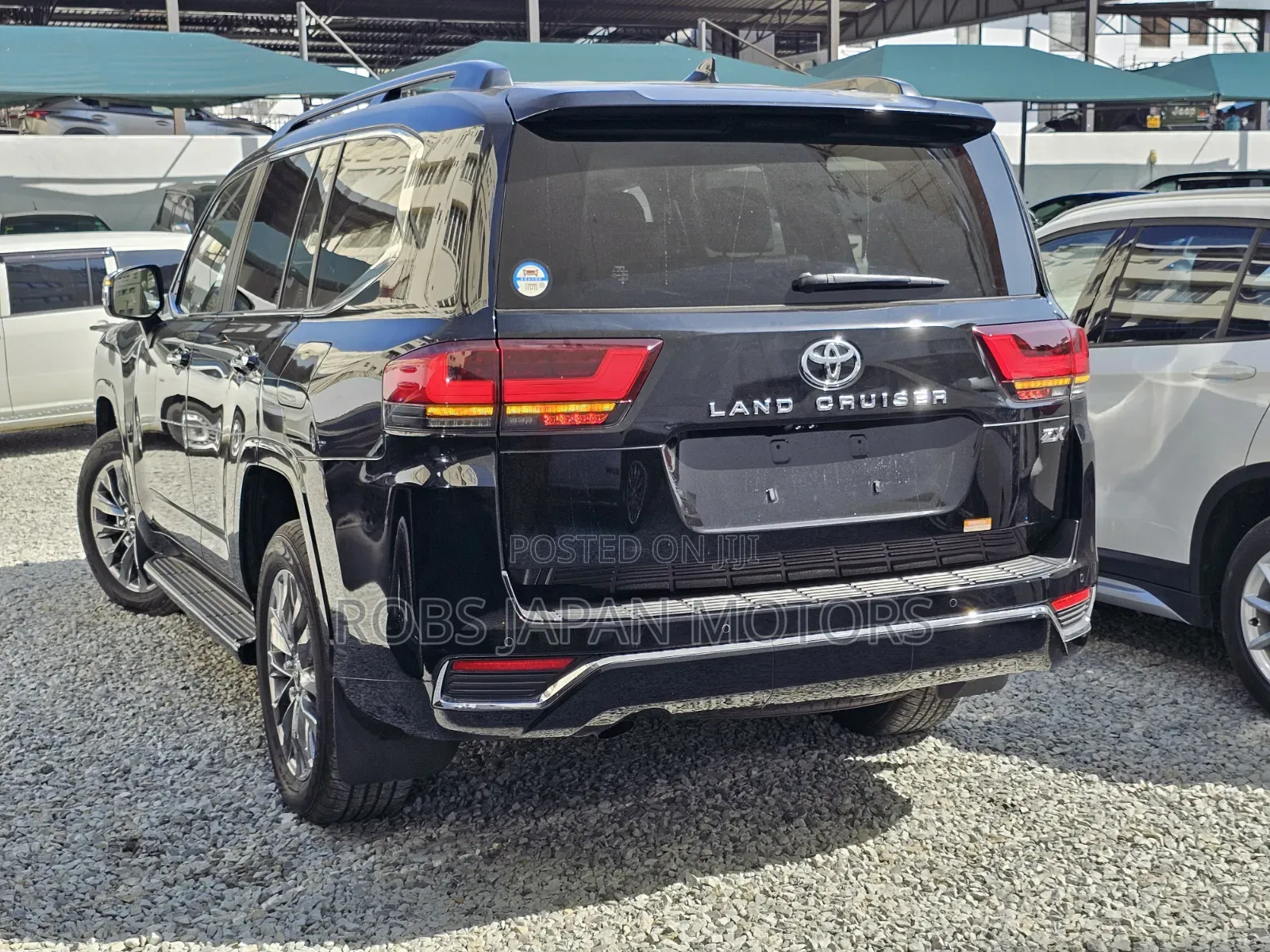 Toyota Land Cruiser LC300 2023 Black