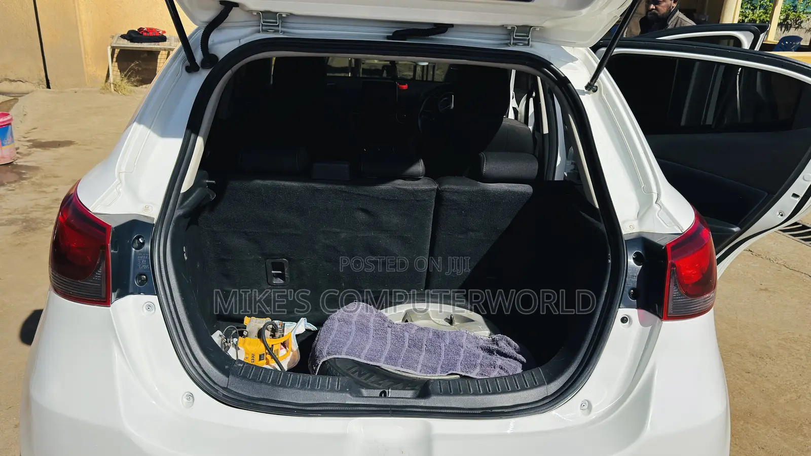 Mazda Demio 2016 White