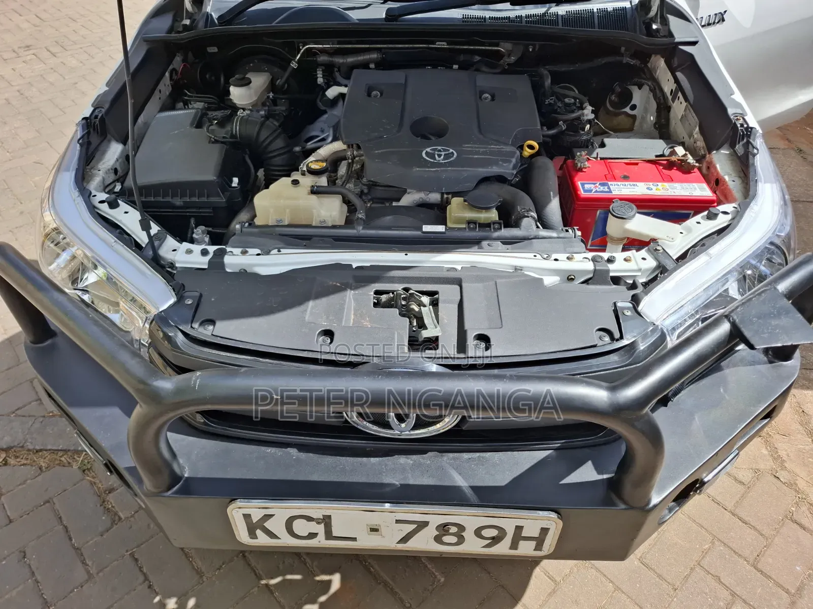 Toyota Hilux Revo Single Cab Deisel 2.4 RWD 2017 White