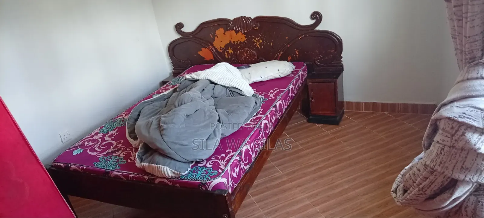 4 by 6 Bed With Headboard