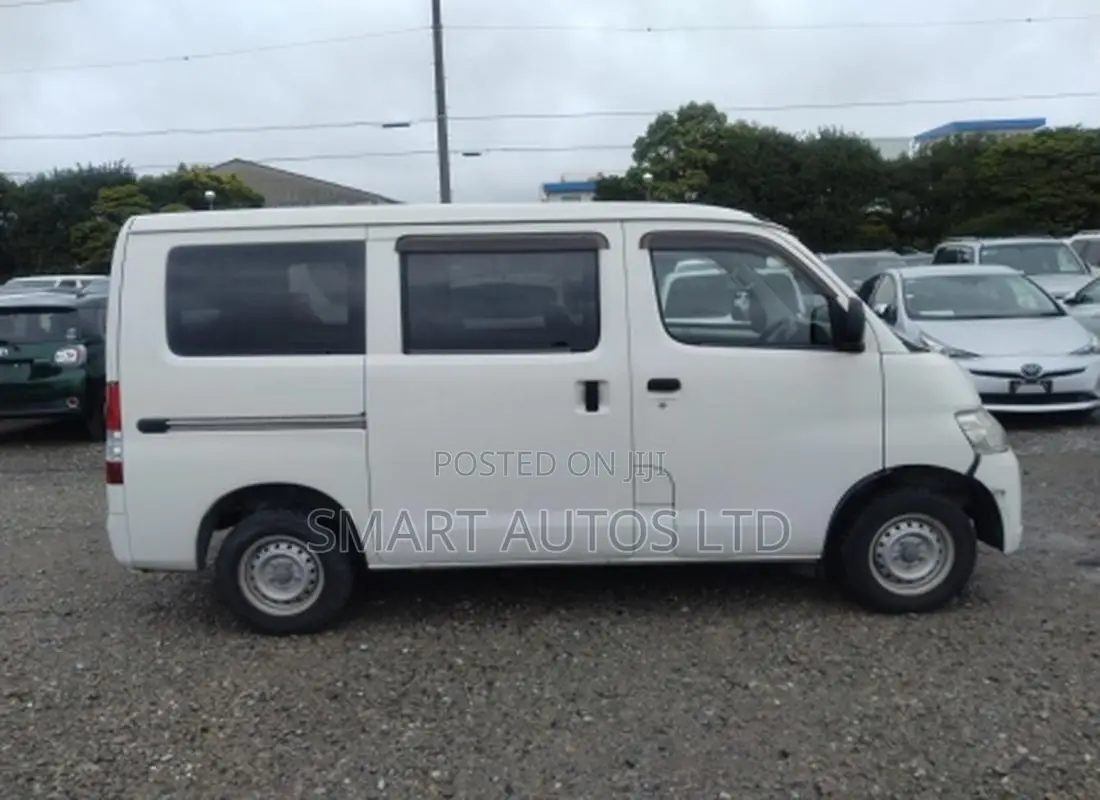 Toyota TownAce 2019 Off white