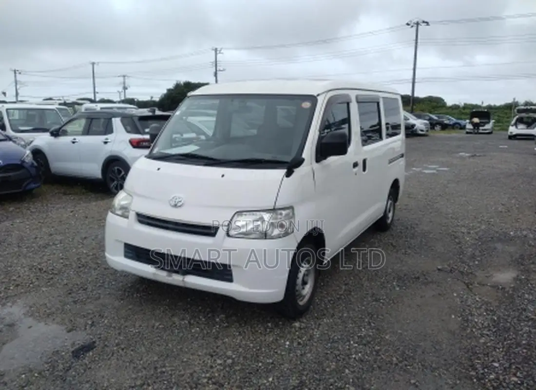 Toyota TownAce 2019 Off white