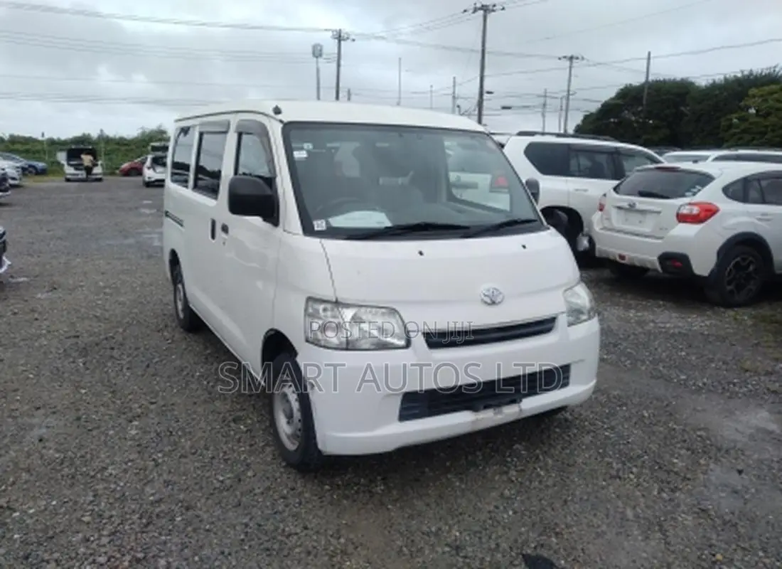Toyota TownAce 2019 Off white