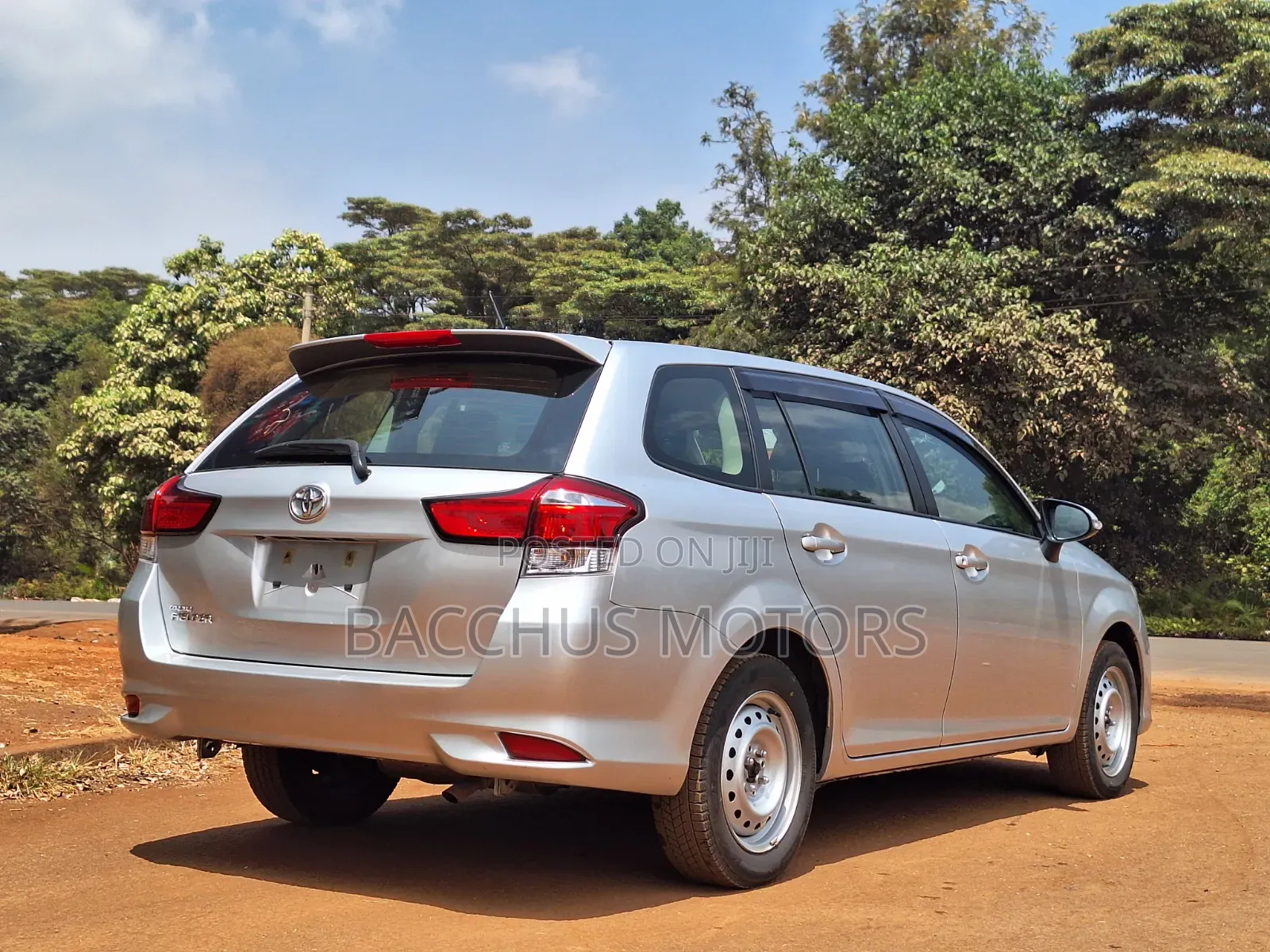 Toyota Corolla Fielder 1.5 Petrol FWD 2021 Silver