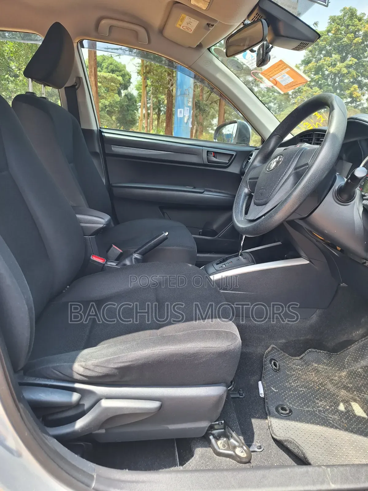 Toyota Corolla Fielder 1.5 Petrol FWD 2021 Silver