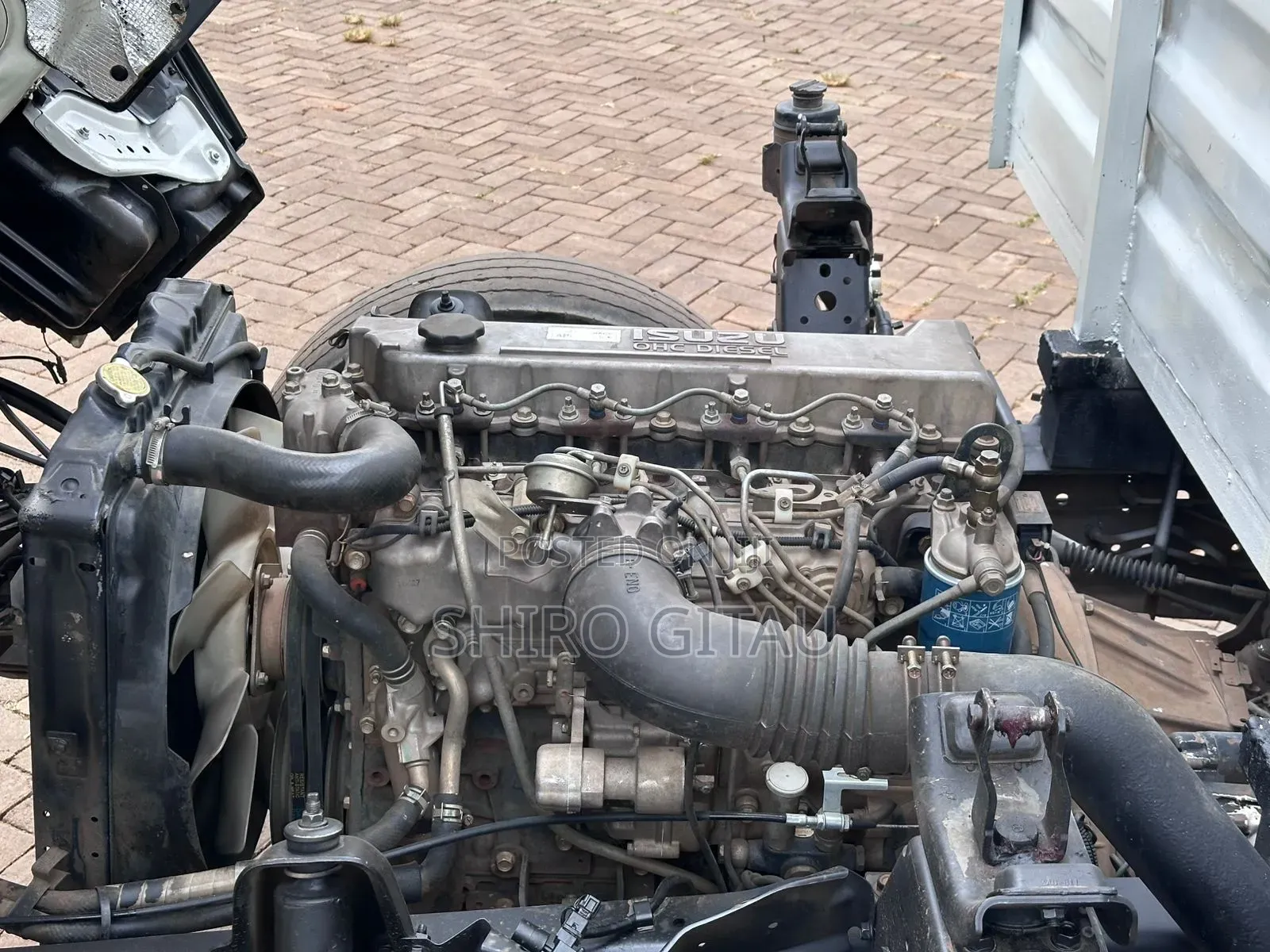 Isuzu NPR Local