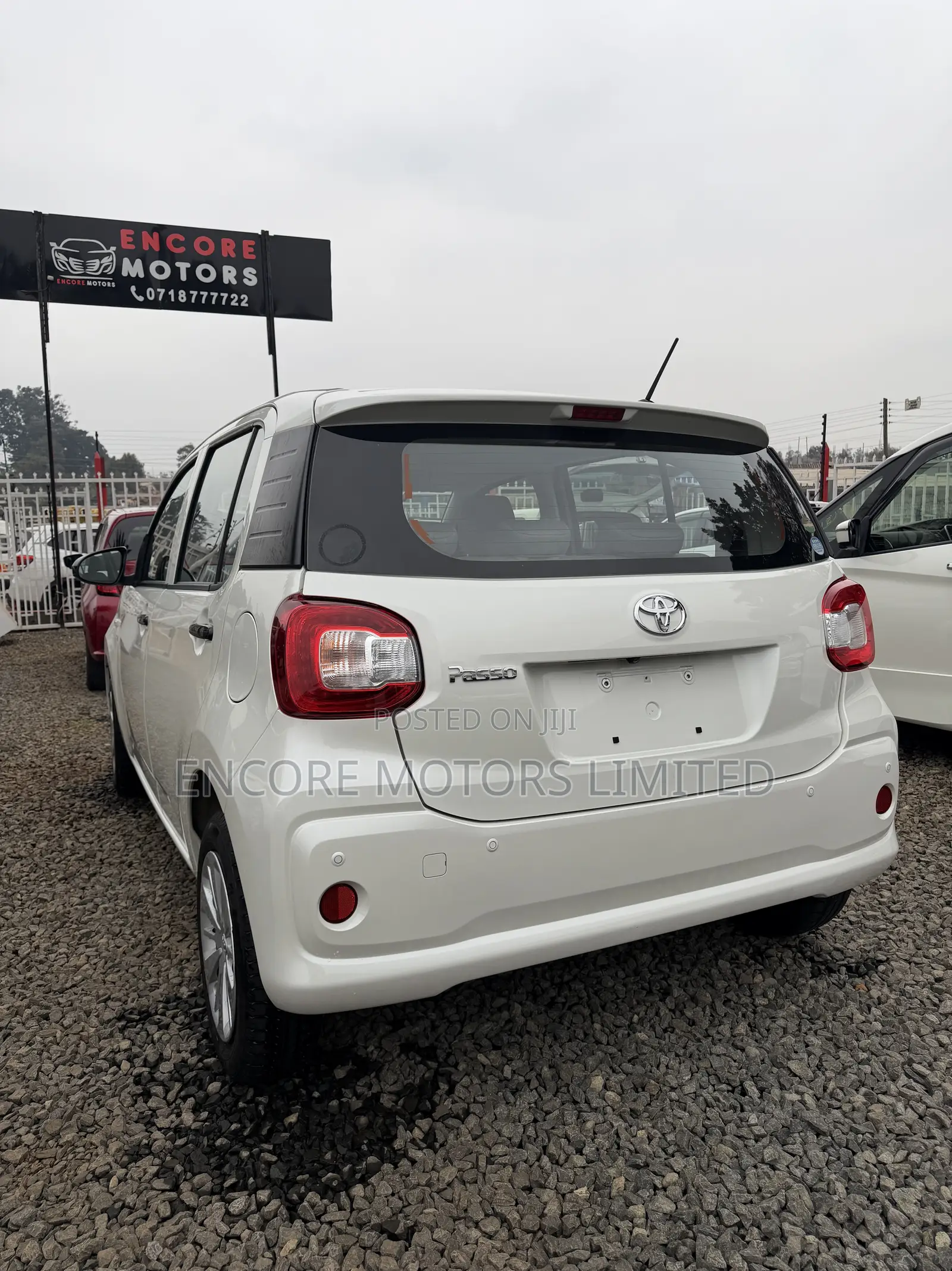 Toyota Passo 1.0 FWD 2019 White