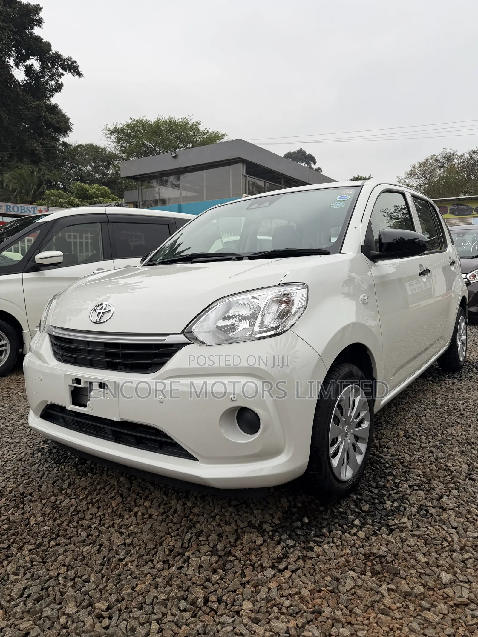 Toyota Passo 1.0 FWD 2019 White