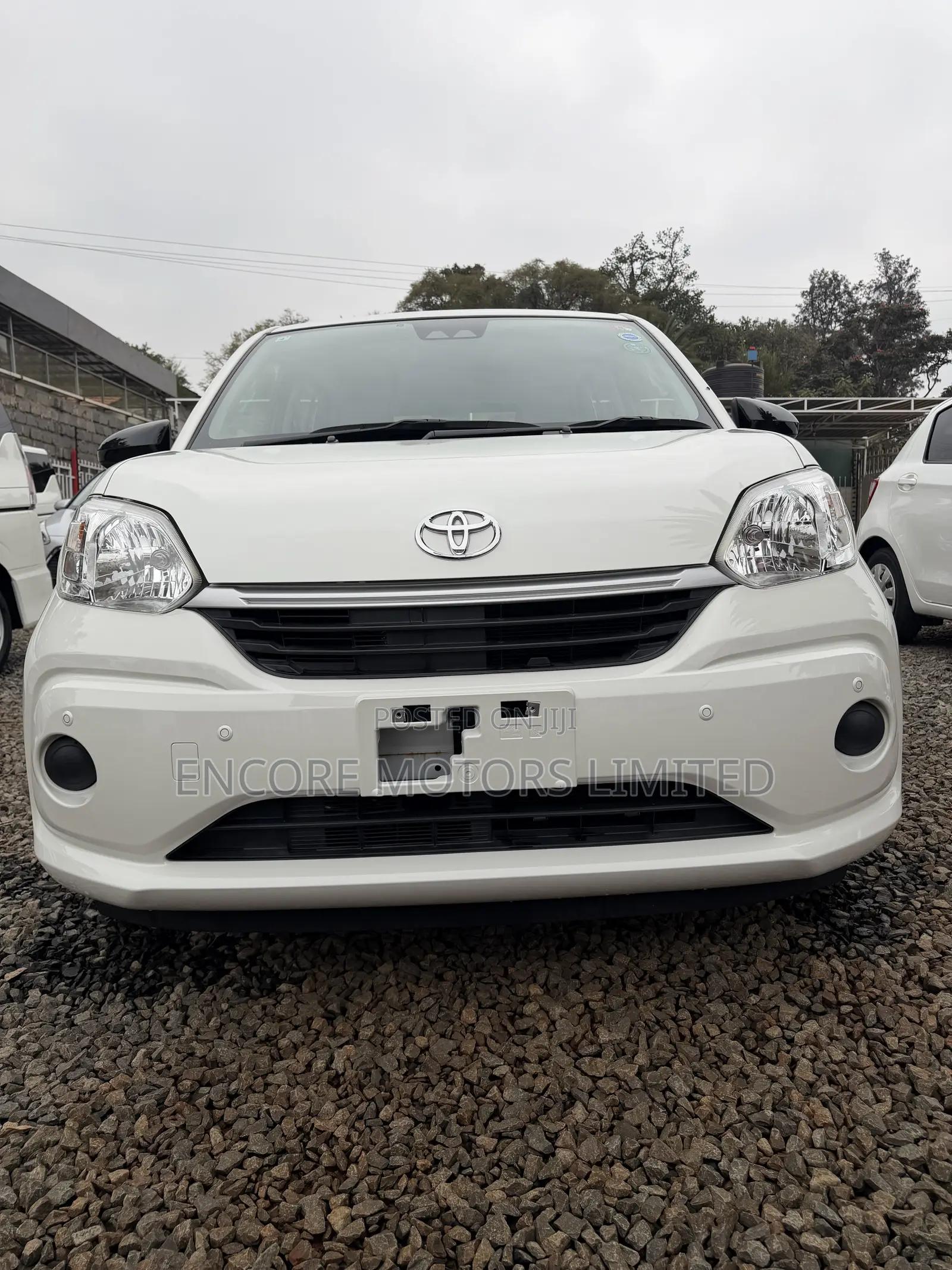 Toyota Passo 1.0 FWD 2019 White