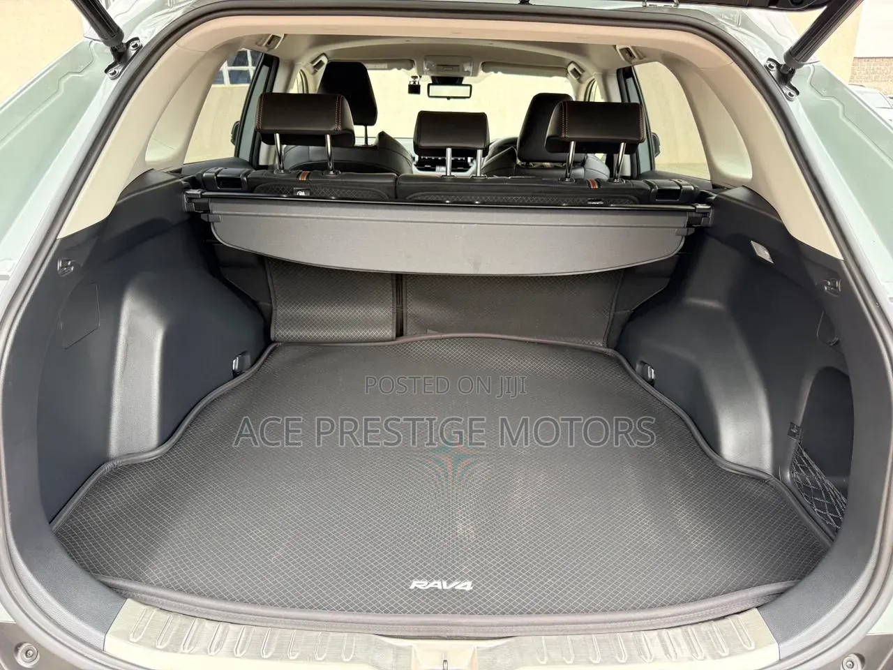Toyota RAV4 2019 Green