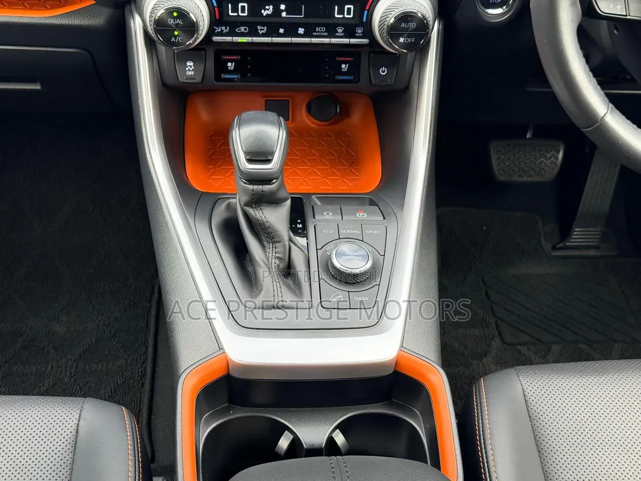 Toyota RAV4 2019 Green