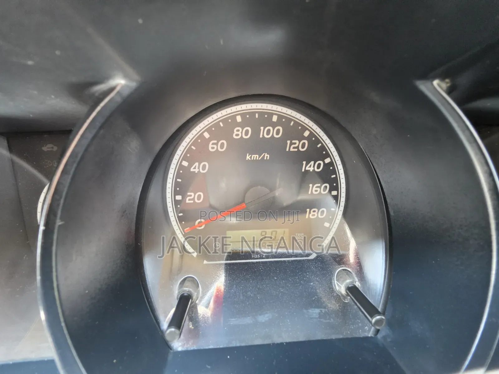 Toyota HiAce 2014 Silver