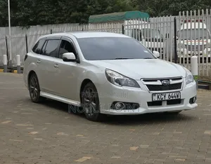 Subaru Legacy 2013 White