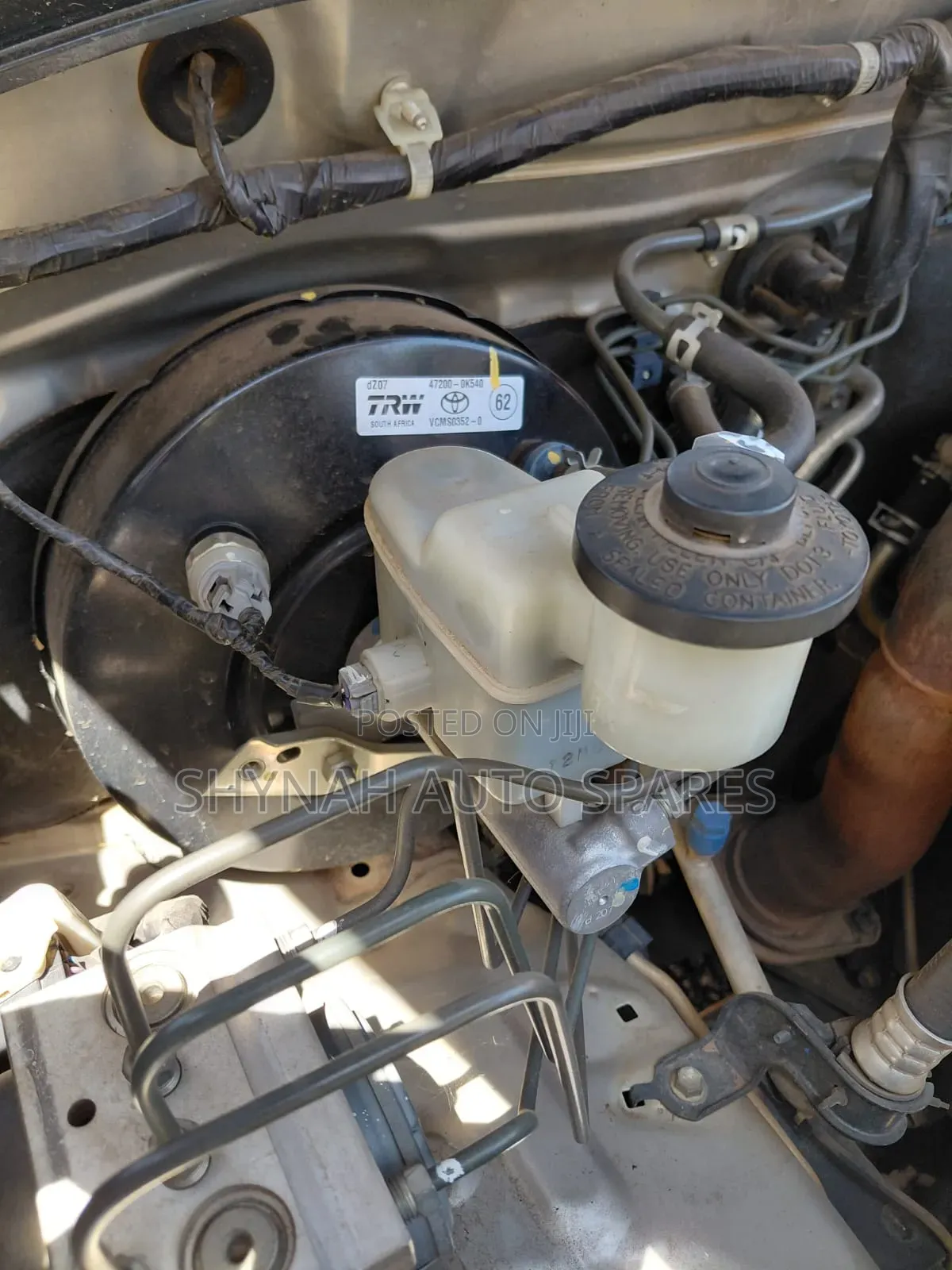 Ex Japan Brake Master Cylinder and Booster Toyota NZE,.