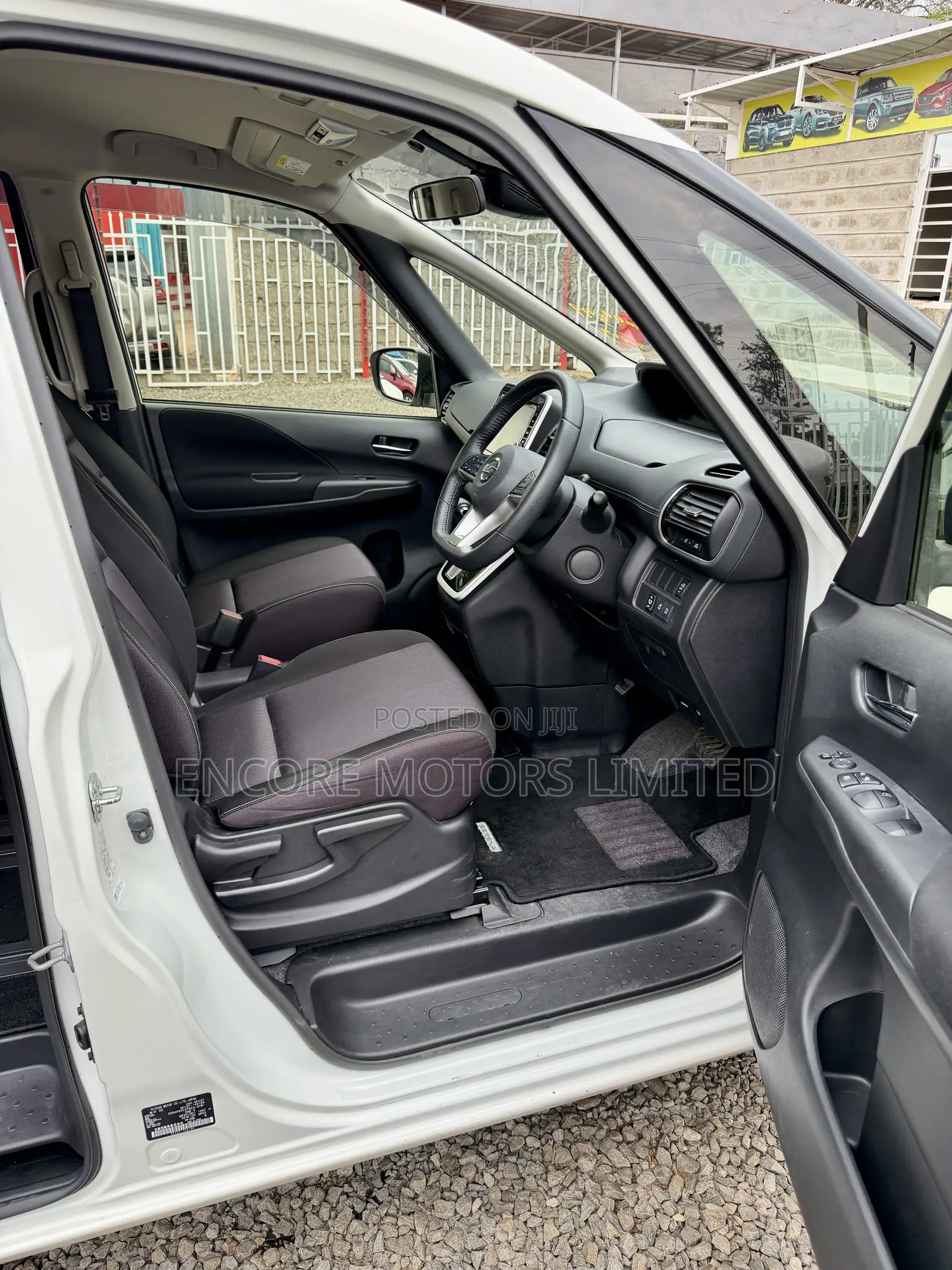 Nissan Serena 2019 White
