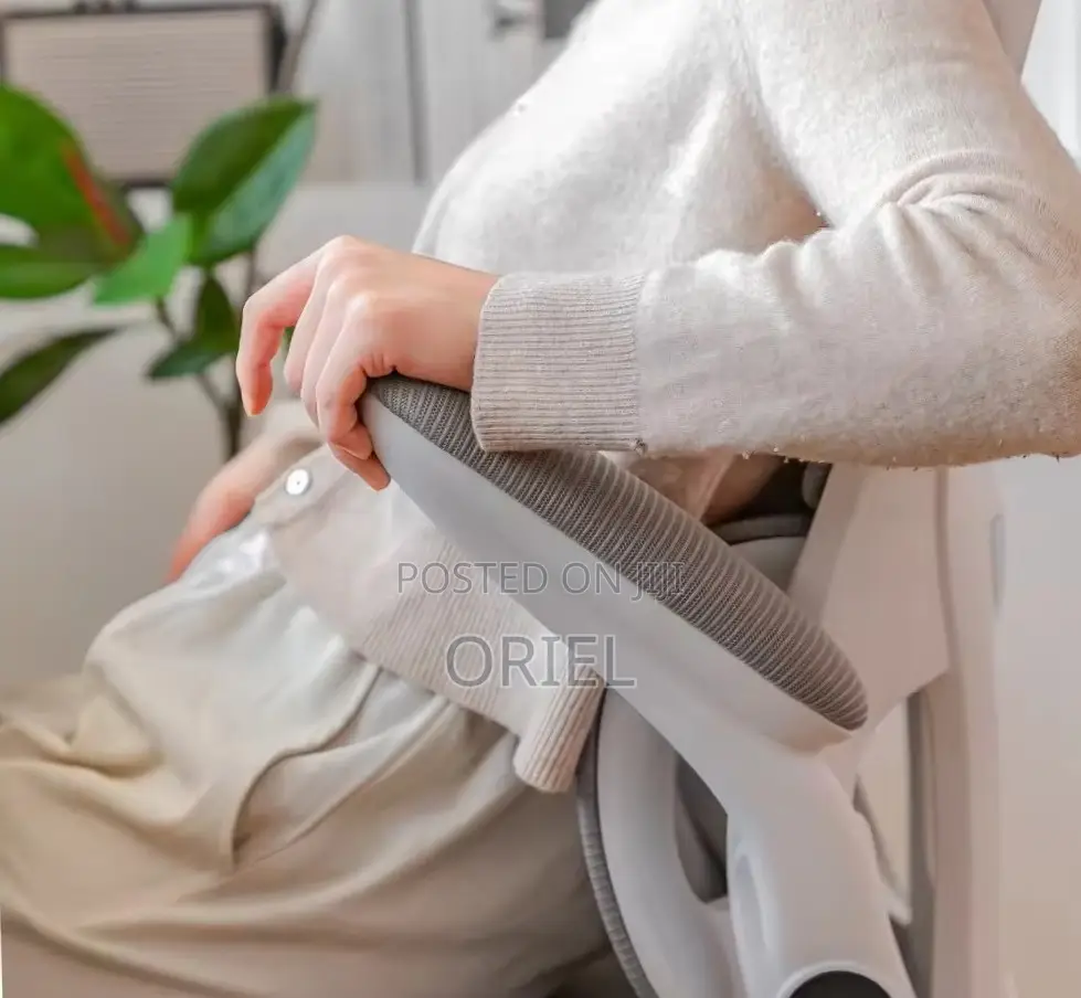 Modern Ergonomic Office Chair : Mesh High Back Chair