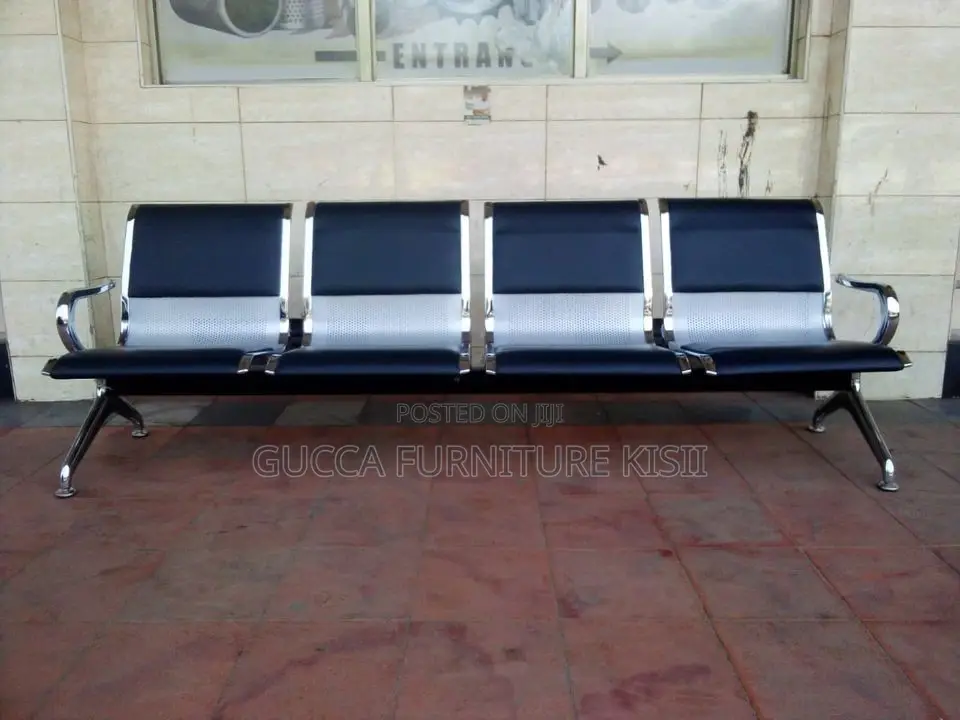 Waiting Bench; 4-Link Executive Padded Waiting Bench