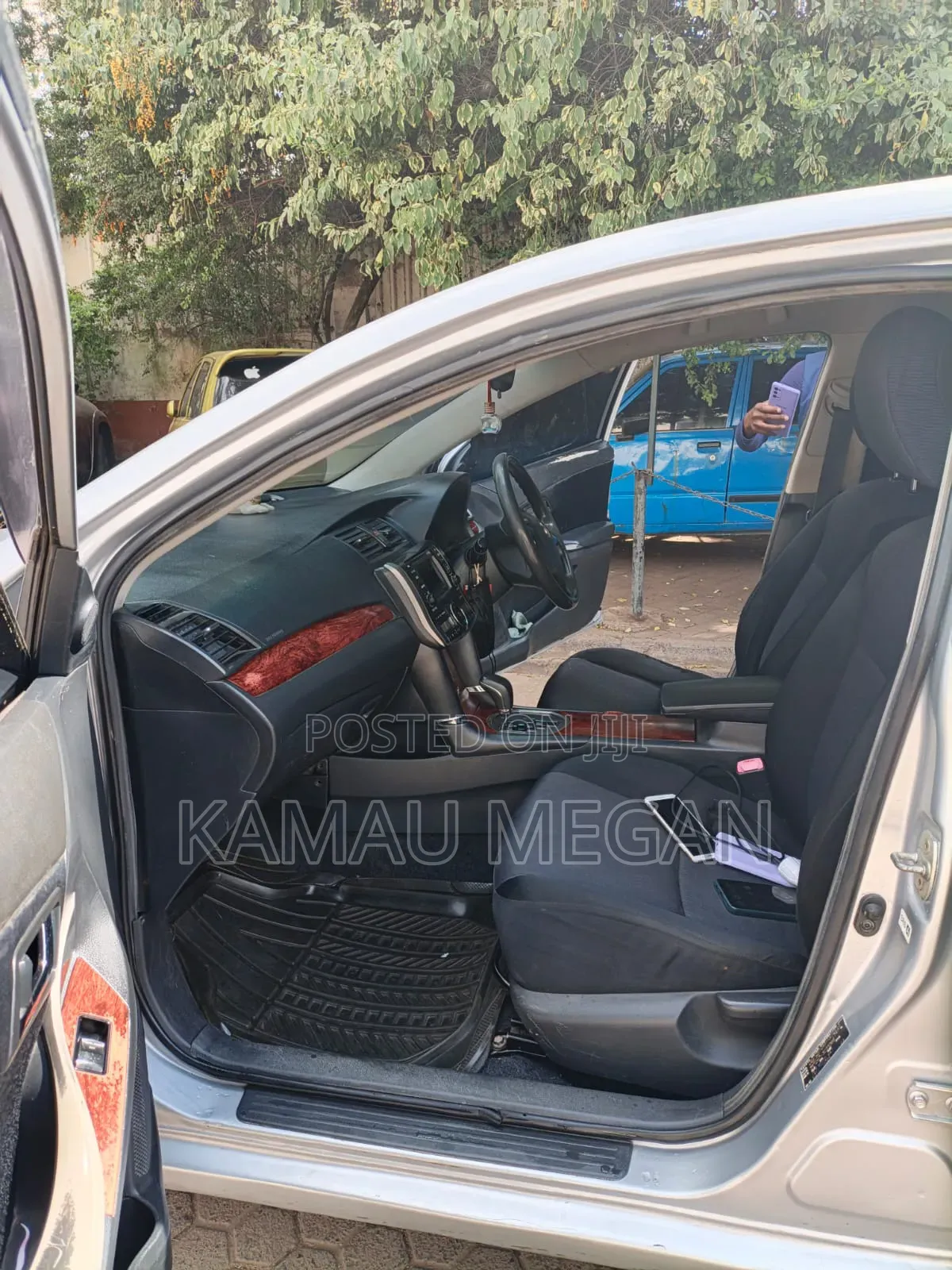 Toyota Allion 2010 Silver