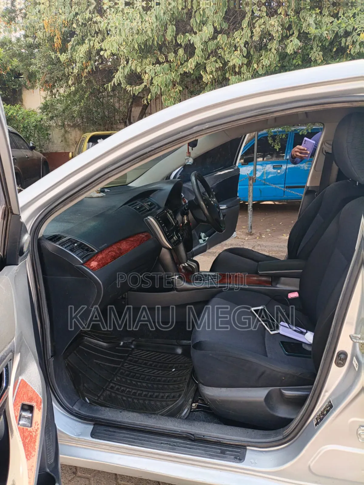 Toyota Allion 2010 Silver