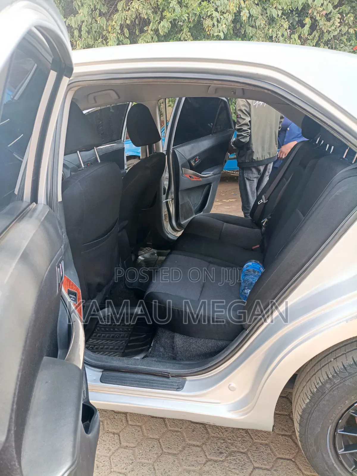 Toyota Allion 2010 Silver