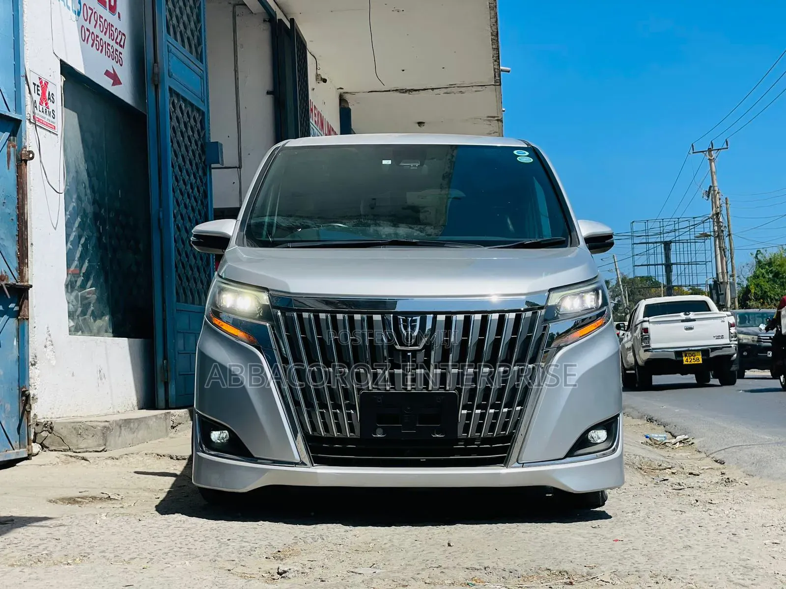 Toyota Esquire 2020 Silver