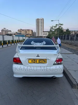 Mitsubishi Lancer 2005 White