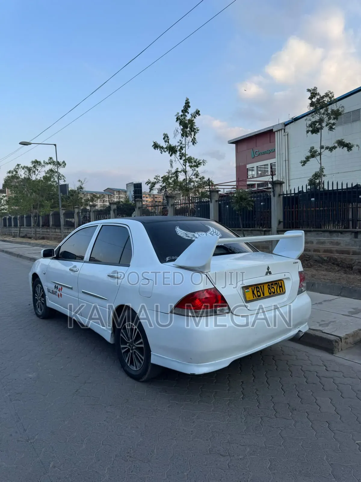 Mitsubishi Lancer 2005 White