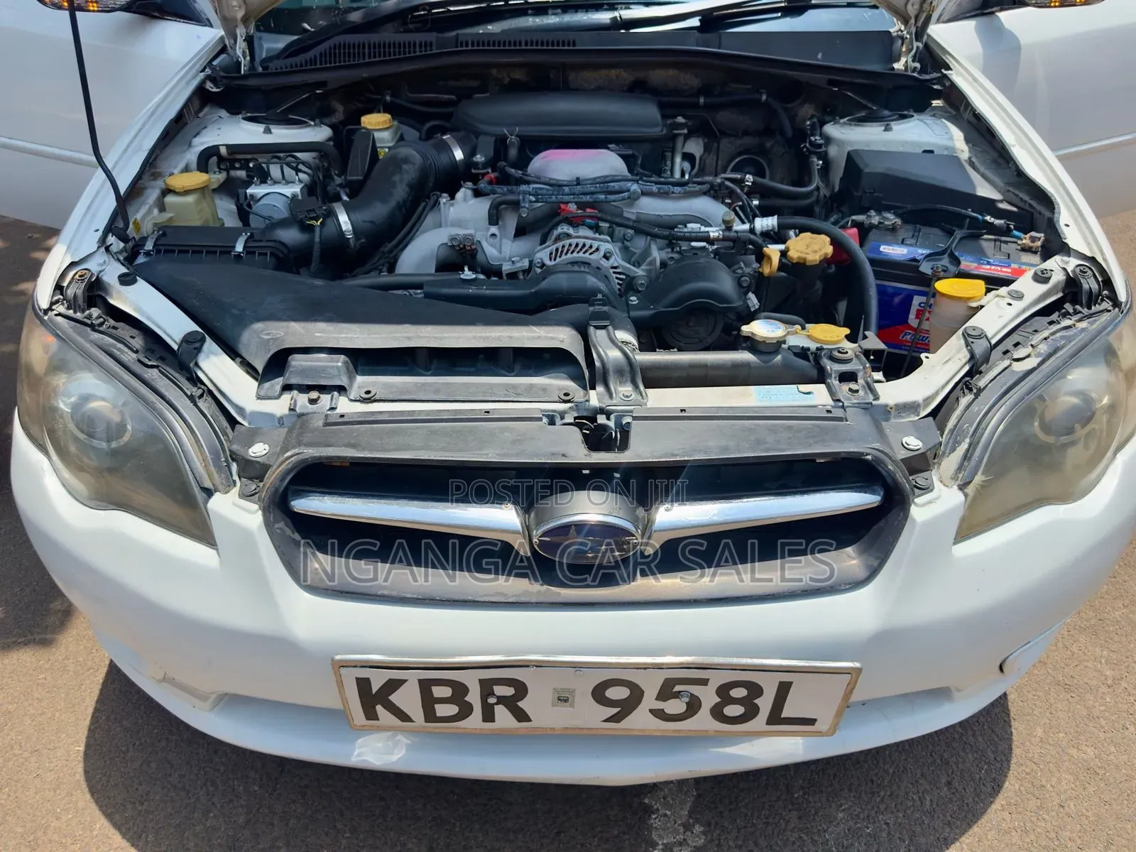 Subaru Legacy 2005 White