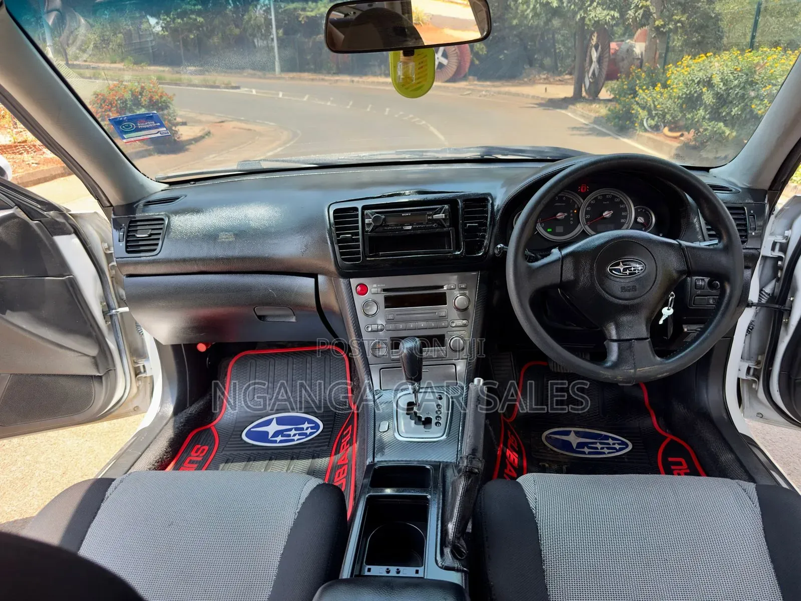 Subaru Legacy 2005 White