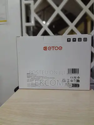 Etoe Starfish Plus LCD Smart Projector