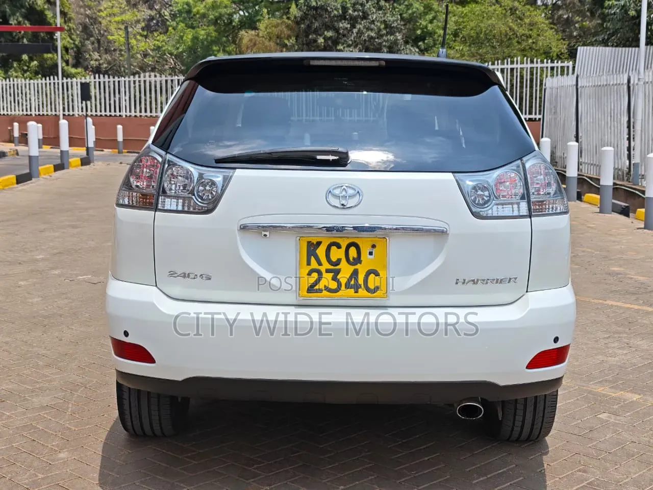 Toyota Harrier 2012 White