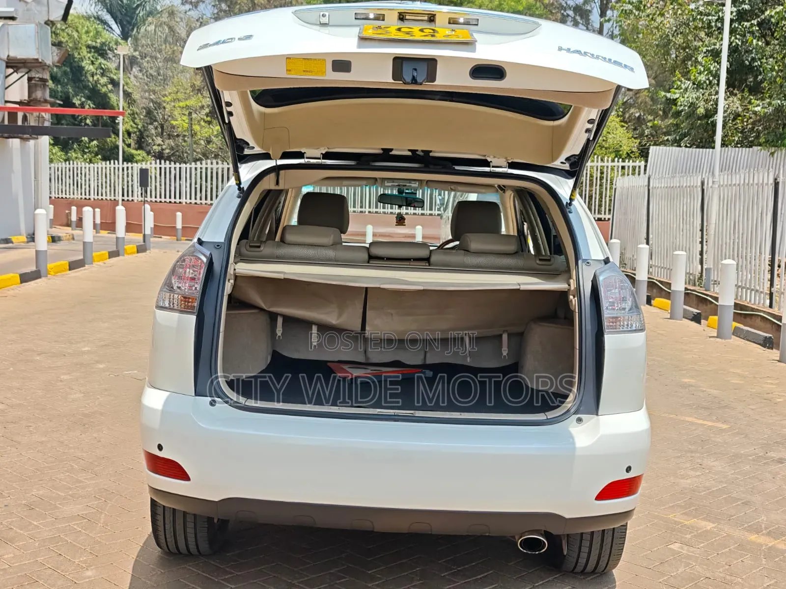 Toyota Harrier 2012 White
