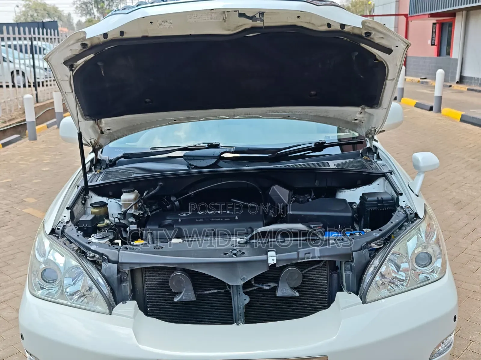 Toyota Harrier 2012 White
