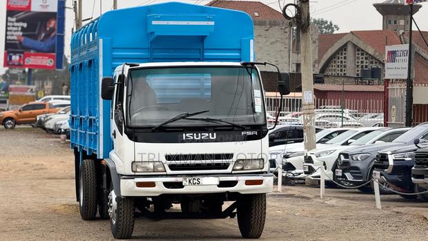 2019 Isuzu FSR - thumbnail 4