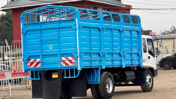 2019 Isuzu FSR - thumbnail 11